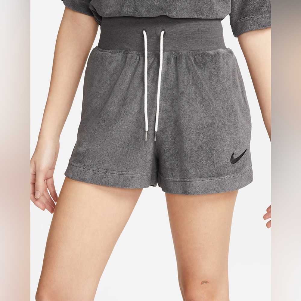 Nike Women’s Terry shorts